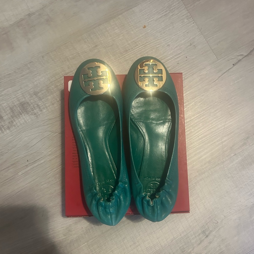 Tory Burch flat